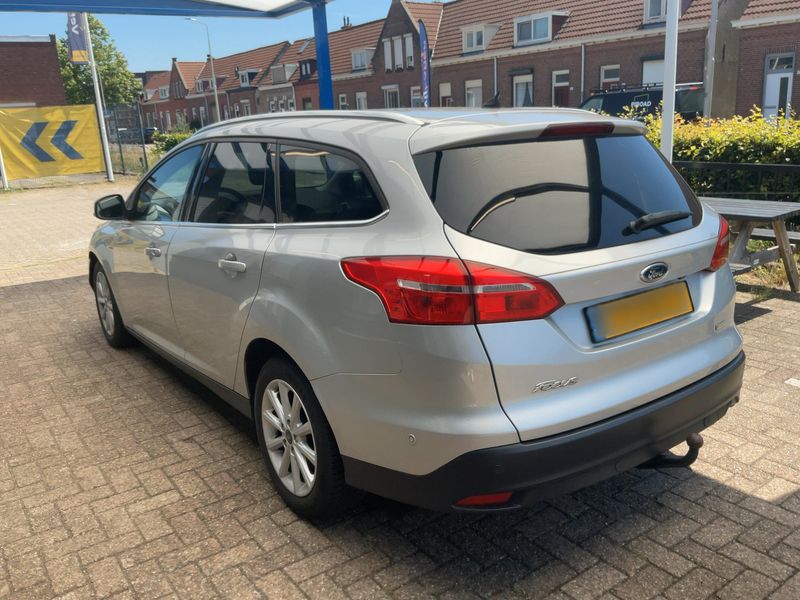 Ford Focus 1.5 EcoBoost Titanium 2015 – снимка 6