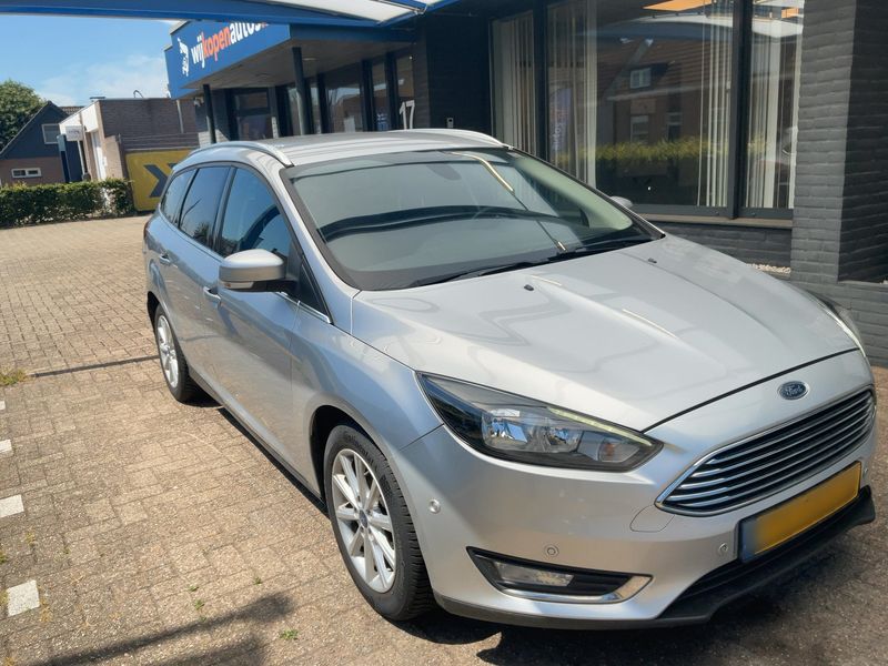 Ford Focus 1.5 EcoBoost Titanium 2015 – снимка 12