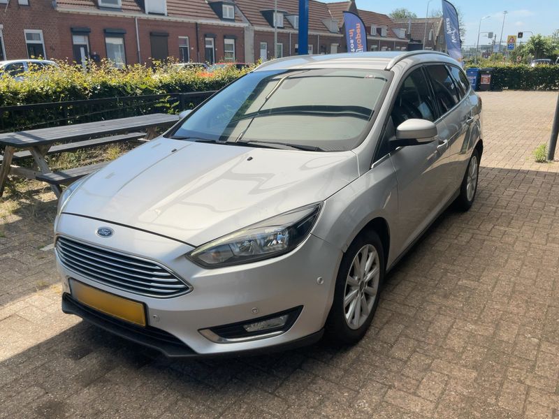 Ford Focus 1.5 EcoBoost Titanium 2015 – снимка 1