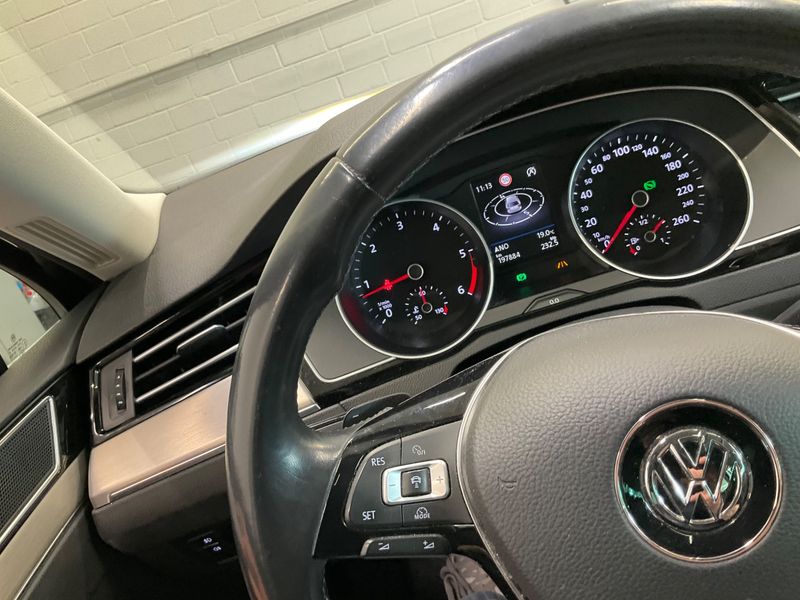 Volkswagen Passat 2.0 TDI Highline BlueMotion Tech 2015 – снимка 29