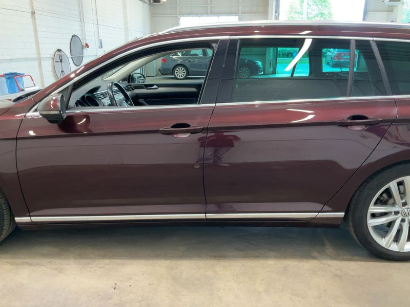 Volkswagen Passat 2.0 TDI Highline BlueMotion Tech 2015 – снимка 4