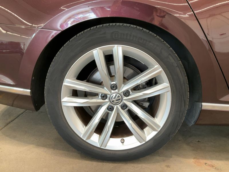 Volkswagen Passat 2.0 TDI Highline BlueMotion Tech 2015 – снимка 9