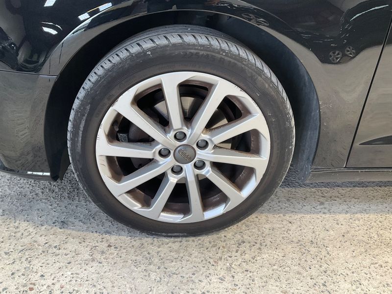 Audi A3 Sportback 1.6 TDI Design 2017 – снимка 3