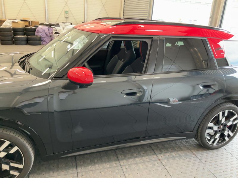 MINI Countryman John Cooper Works ALL4 John Cooper Works Trim 2024 – снимка 4