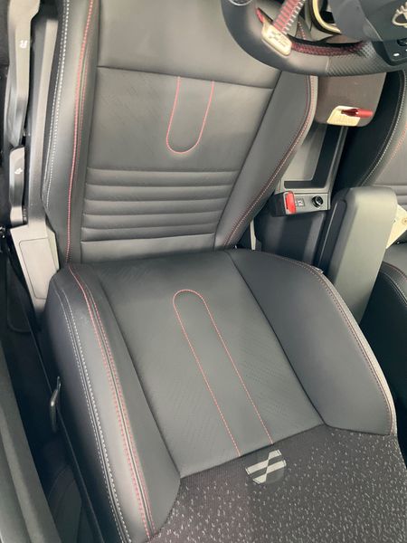 MINI Countryman John Cooper Works ALL4 John Cooper Works Trim 2024 – снимка 31