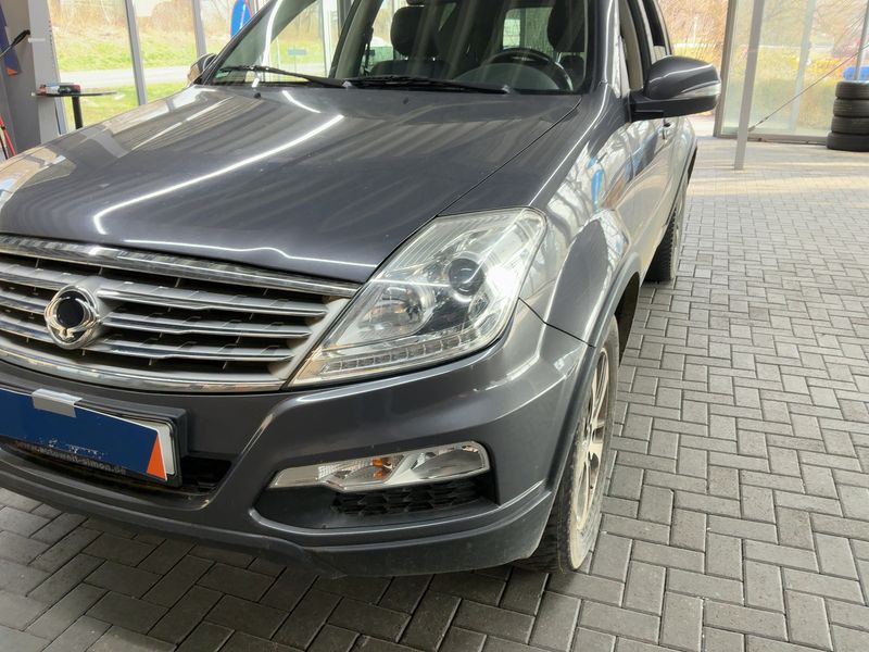 Ssangyong Rexton 2.2 TD Quartz 4x4 2017 – снимка 2