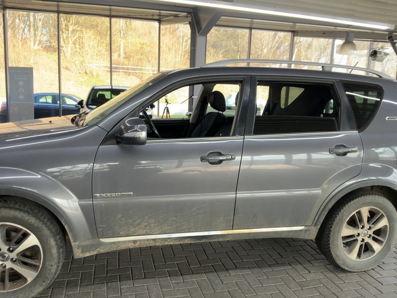 Ssangyong Rexton 2.2 TD Quartz 4x4 2017 – снимка 4