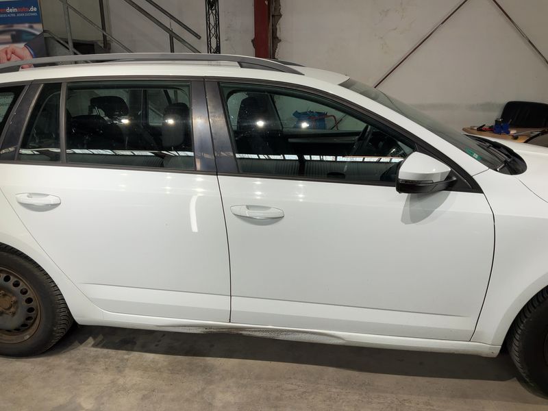 Skoda Octavia 1.6 TDI Ambition 2015 – снимка 10