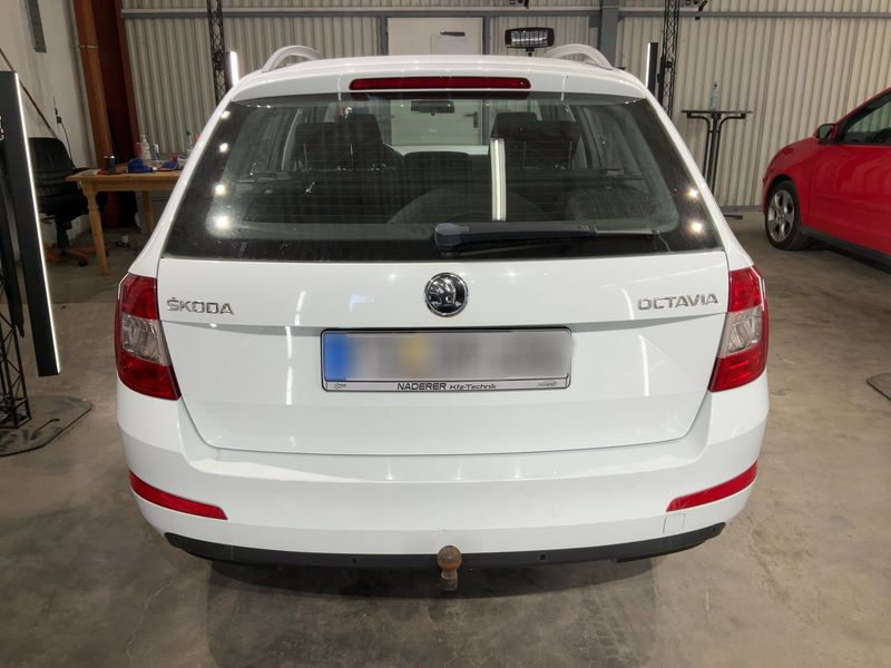 Skoda Octavia 1.6 TDI Ambition 2015 – снимка 7