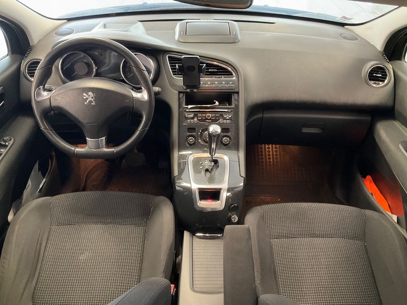Peugeot 5008 1.6 Blue-HDi Allure 2015 – снимка 17