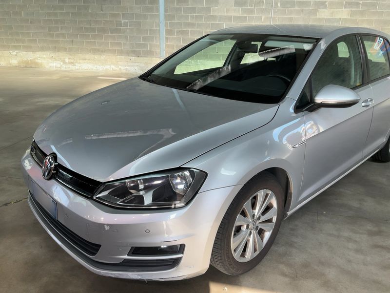 Volkswagen Golf VII 1.0 TSI Comfortline BlueMotion Tech 2015 – снимка 2
