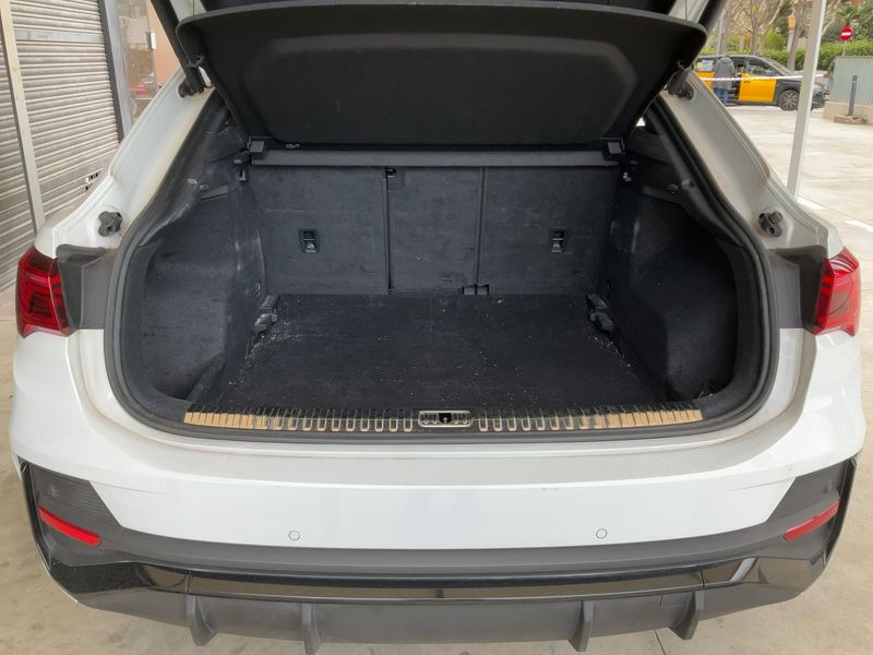 Audi Q3 Sportback 35 TDI Black line 2022 – снимка 15