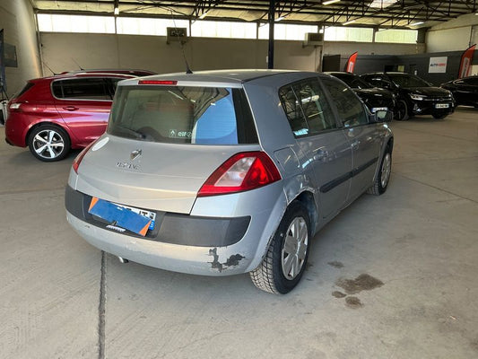 Renault Megane 1.5 dCi Expression Confort 2003 – снимка 2