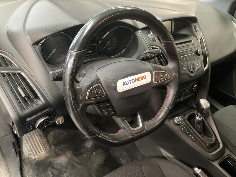 Ford Focus 1.5 EcoBoost Sport 2017 – снимка 38