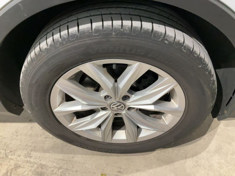 Volkswagen Tiguan 2.0 TDI Highline 4Motion BlueMotion Tech 2018 – снимка 11