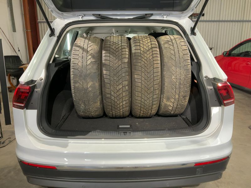 Volkswagen Tiguan 2.0 TDI Highline 4Motion BlueMotion Tech 2018 – снимка 16