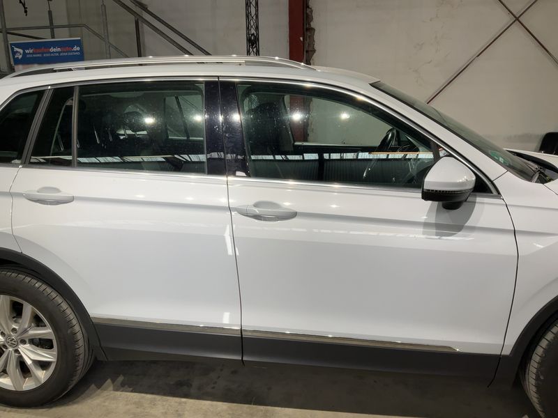Volkswagen Tiguan 2.0 TDI Highline 4Motion BlueMotion Tech 2018 – снимка 10