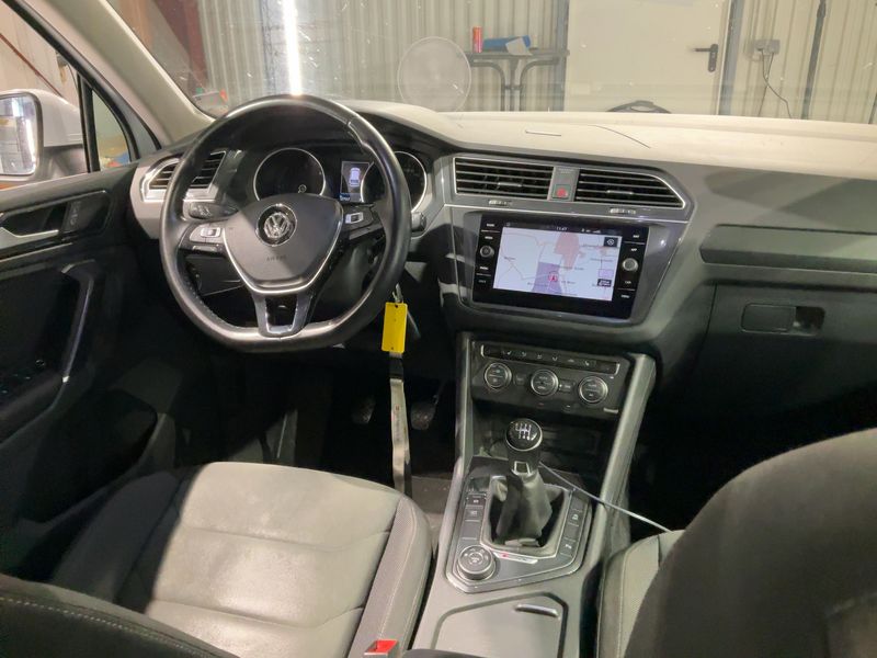 Volkswagen Tiguan 2.0 TDI Highline 4Motion BlueMotion Tech 2018 – снимка 18
