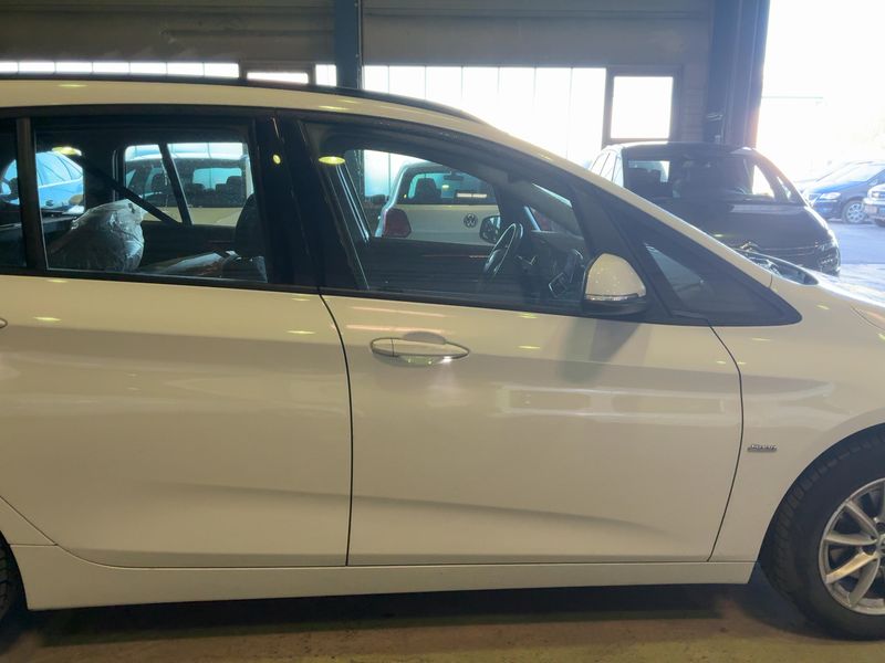 BMW 2er 216i Gran Tourer Sport Line 2018 – снимка 10