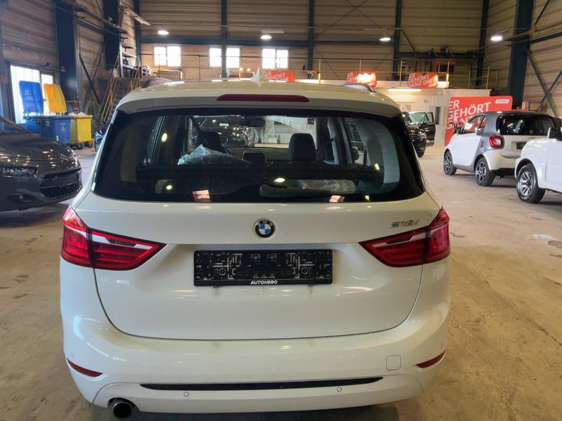 BMW 2er 216i Gran Tourer Sport Line 2018 – снимка 7