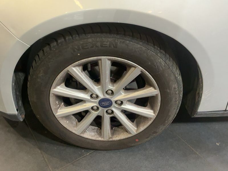 Ford Focus 1.5 TDCi Titanium 2018 – снимка 3