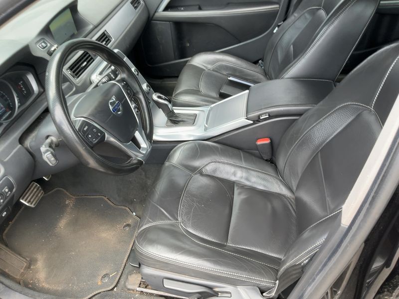 Volvo V70 2.0 D3 Momentum 2015 – снимка 16