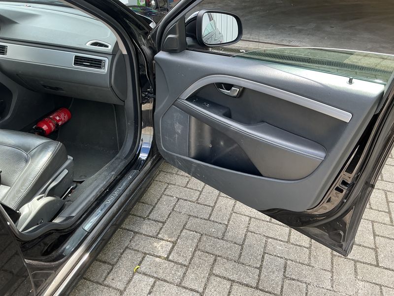 Volvo V70 2.0 D3 Momentum 2015 – снимка 24