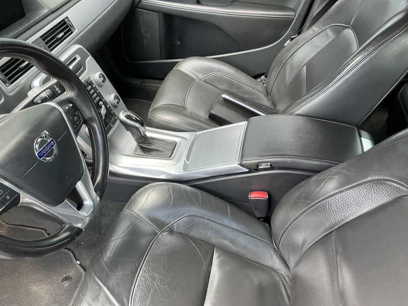Volvo V70 2.0 D3 Momentum 2015 – снимка 33
