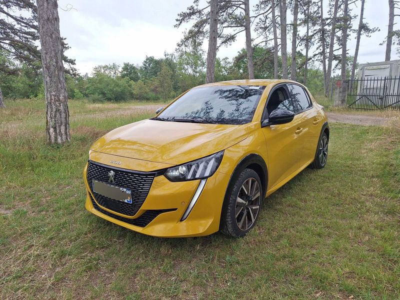 Peugeot 208 1.2 PureTech GT Line 2020 – снимка 1