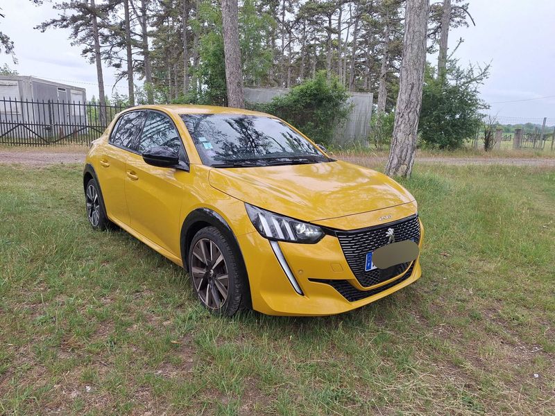 Peugeot 208 1.2 PureTech GT Line 2020 – снимка 6