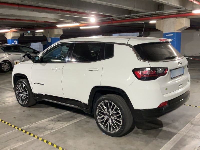 Jeep Compass 1.5 GSE T4 e-Hybrid Altitude 2024 – снимка 6
