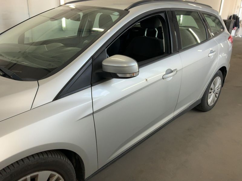Ford Focus 1.5 TDCi Business 2018 – снимка 4