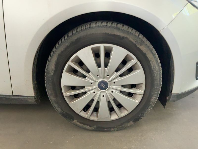 Ford Focus 1.5 TDCi Business 2018 – снимка 11