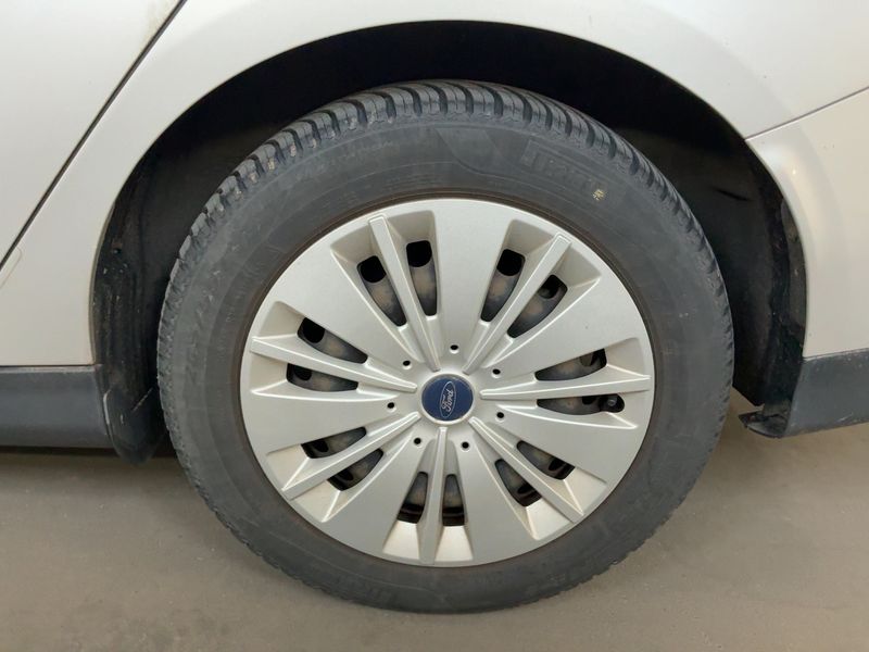 Ford Focus 1.5 TDCi Business 2018 – снимка 5