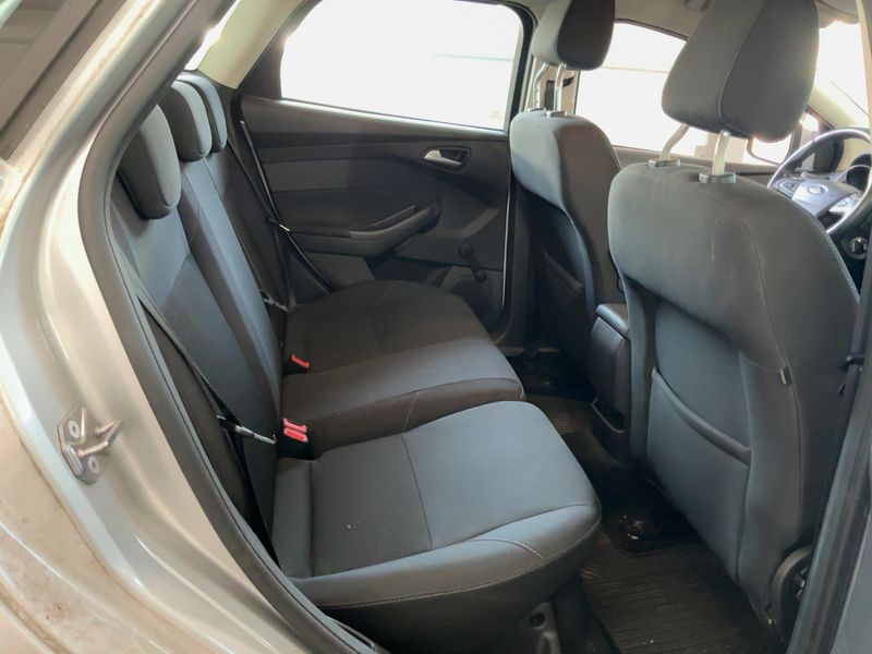 Ford Focus 1.5 TDCi Business 2018 – снимка 19