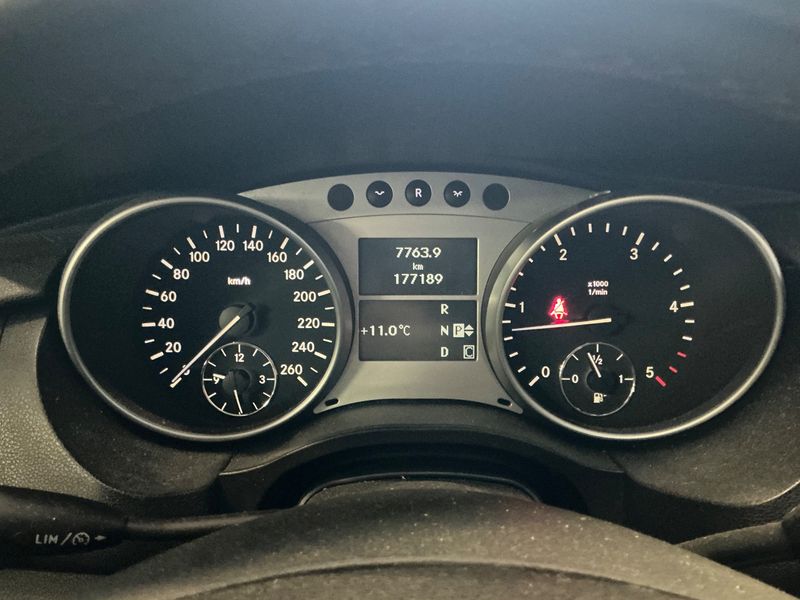 Mercedes-Benz R-Klasse R 320 CDI 4Matic 2009 – снимка 18