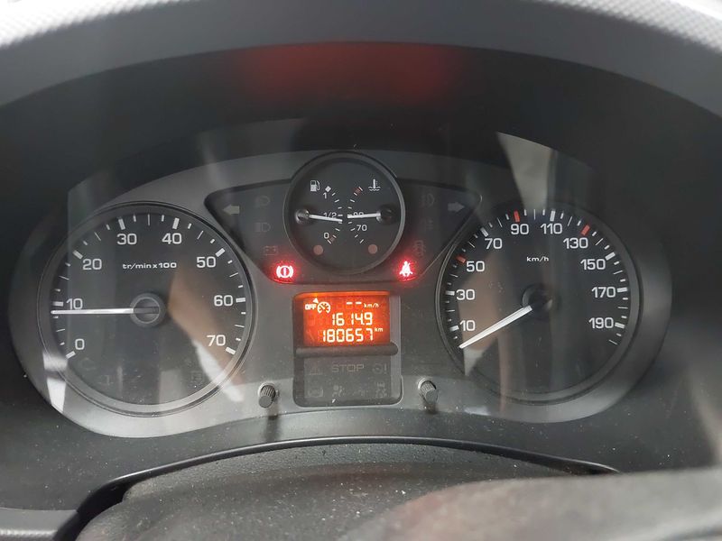 Citroen Berlingo 1.6 e-HDi Confort L1 2012 – снимка 12