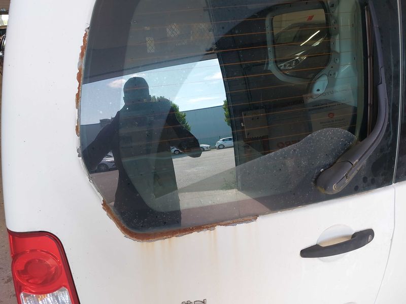 Citroen Berlingo 1.6 e-HDi Confort L1 2012 – снимка 35