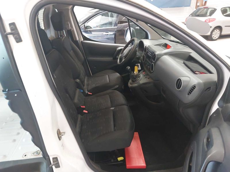 Citroen Berlingo 1.6 e-HDi Confort L1 2012 – снимка 10