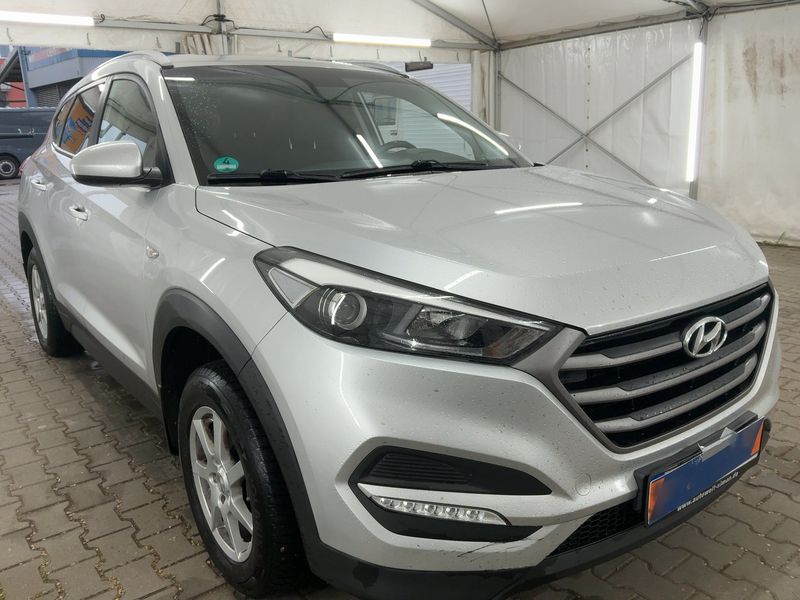 Hyundai Tucson 1.6 Trend 2WD 2018 – снимка 12