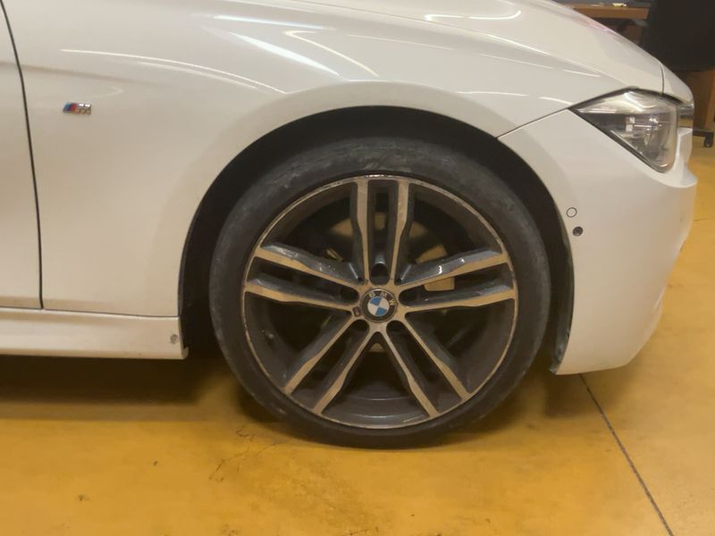 BMW 3er 320d xDrive M Sport 2017 – снимка 20
