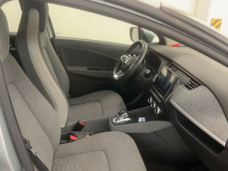 Renault Zoe electric drive 51 kW Zen 2020 – снимка 11