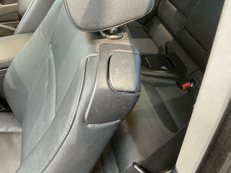 BMW 3er 330i 2010 – снимка 30