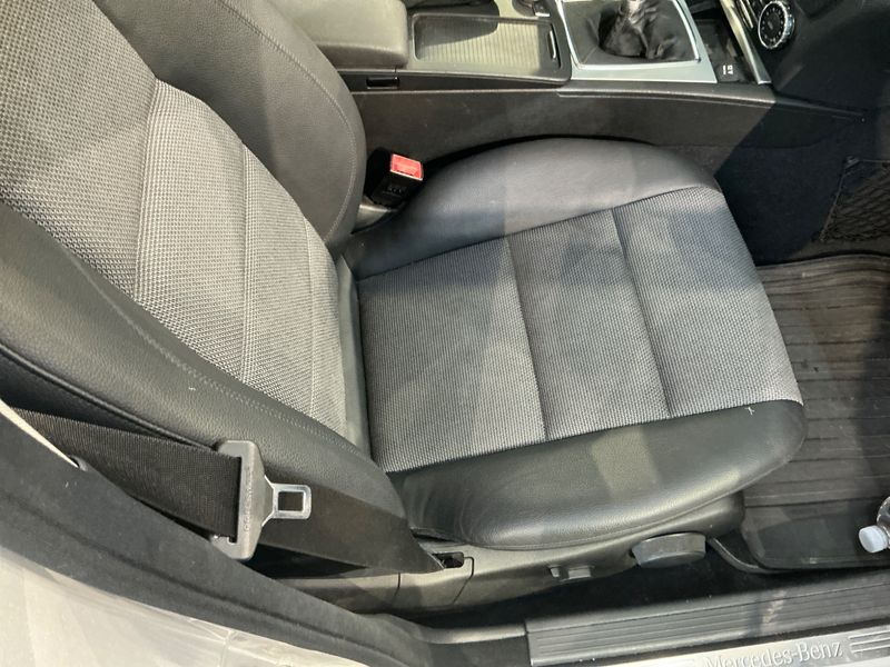 Mercedes-Benz C-Klasse C 200 CDI BlueEfficiency Avantgarde 2012 – снимка 28