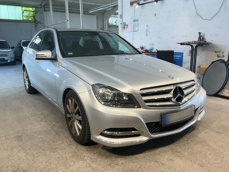 Mercedes-Benz C-Klasse C 200 CDI BlueEfficiency Avantgarde 2012 – снимка 12