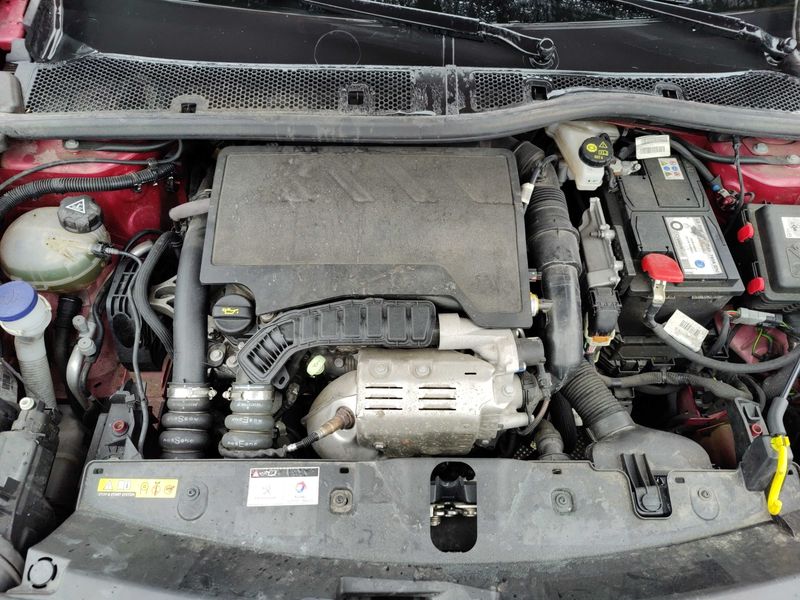 Peugeot 2008 1.2 PureTech Active Pack 2021 – снимка 8