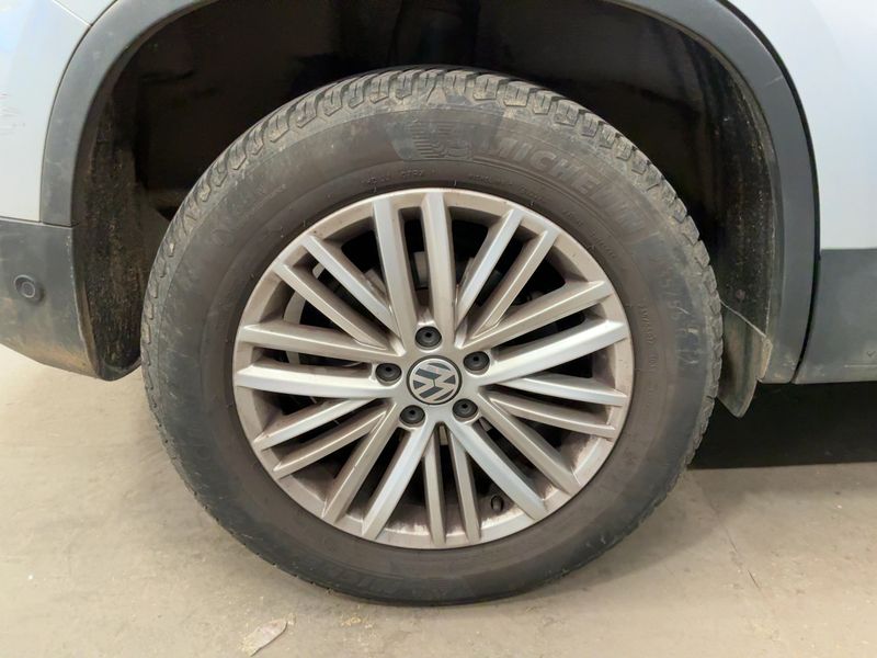 Volkswagen Tiguan 2.0 TDI Cup 4Motion BlueMotion Tech 2014 – снимка 9