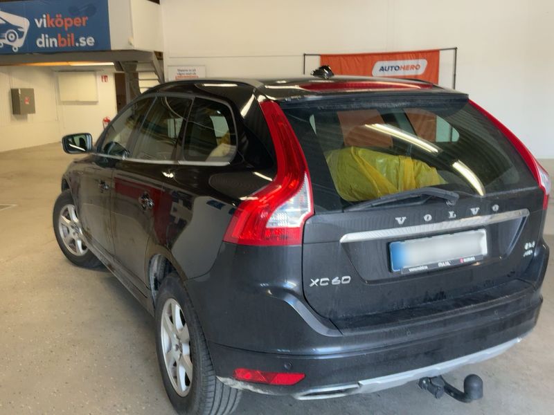 Volvo XC60 2.4 D4 Momentum AWD 2015 – снимка 6
