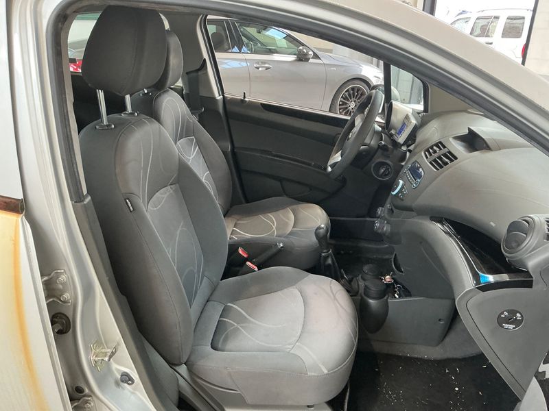 Chevrolet Spark 1.2 LS + 2010 – снимка 3