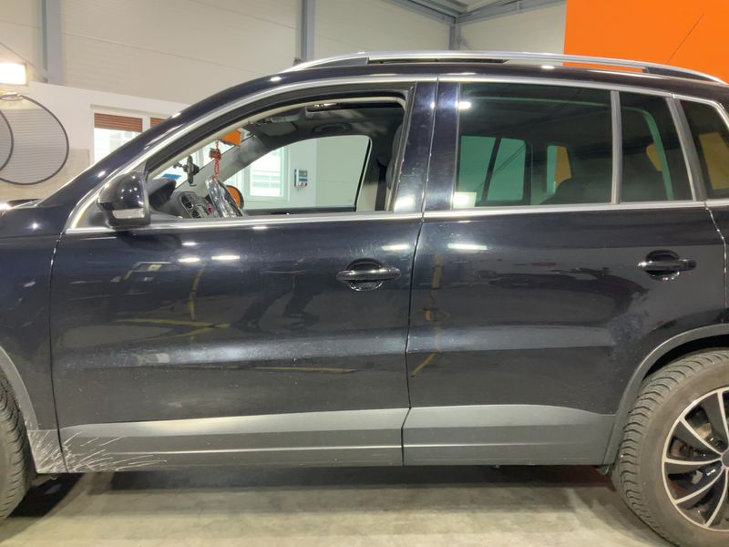 Volkswagen Tiguan 2.0 TDI Sport & Style 4Motion 2011 – снимка 4